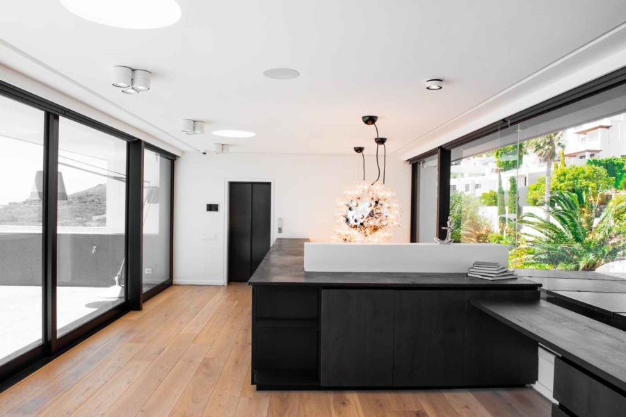 4 Bedroom Property for Sale in Camps Bay Western Cape